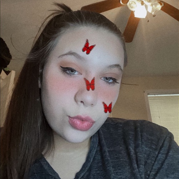 Meet your Posher, Cheyenne - Picture 1 of 1